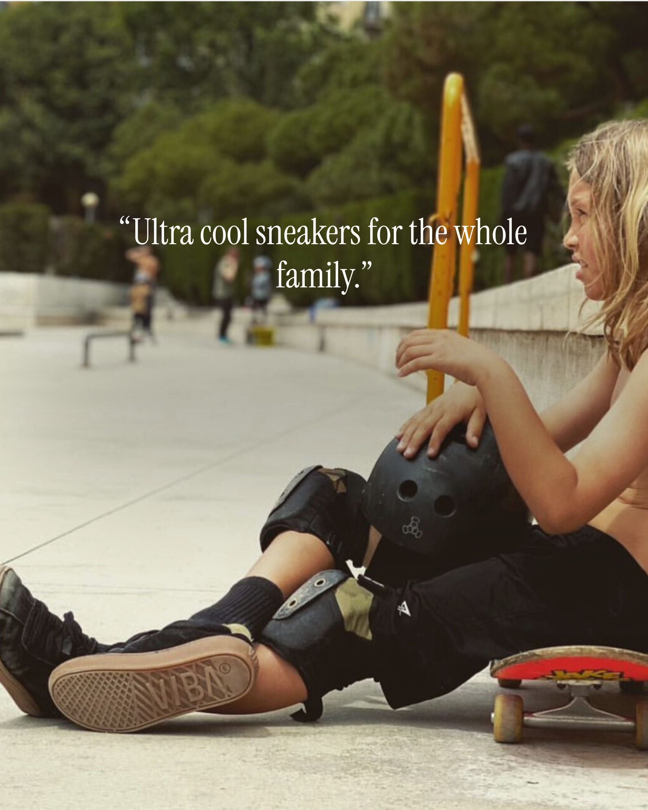 SYDNEY Bio Suede Black/Gum