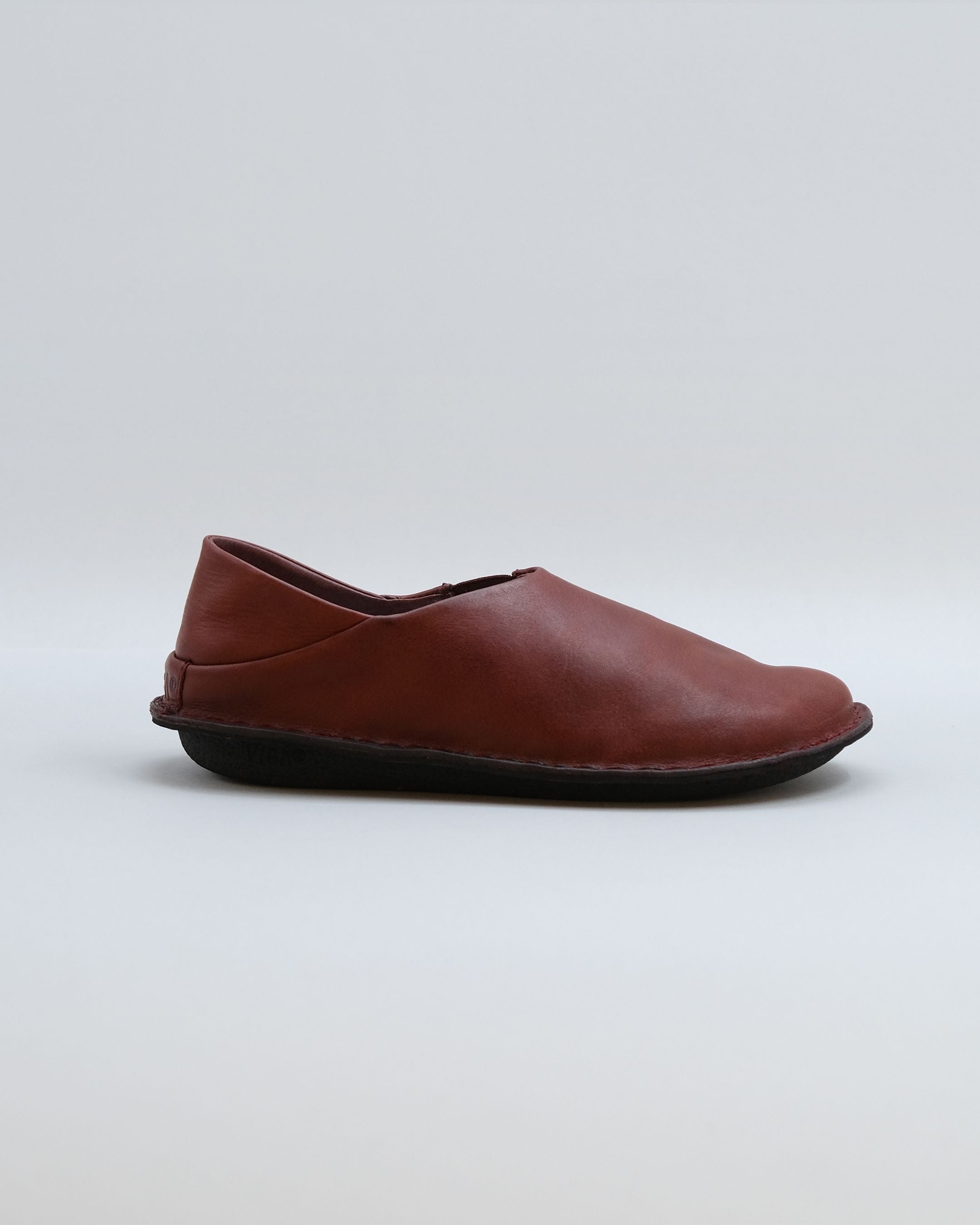 ZUMA Leather Cordovan Red