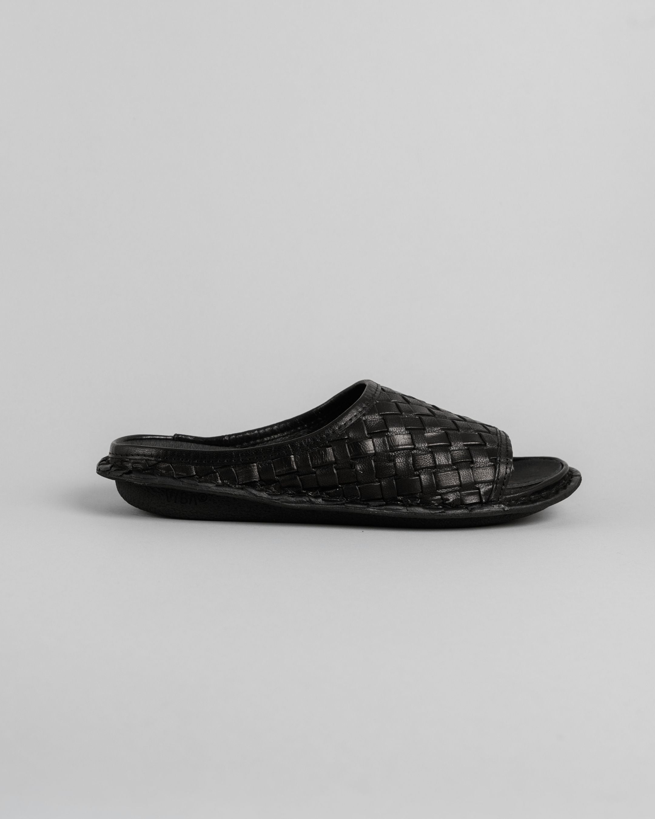 SAINT TROPEZ Woven Leather Preto Black