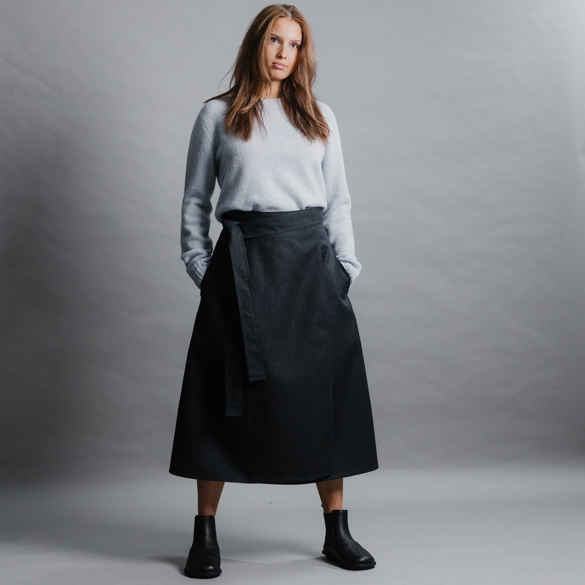 Wide fit Chelsea boots - why sizing up is the wrong fix