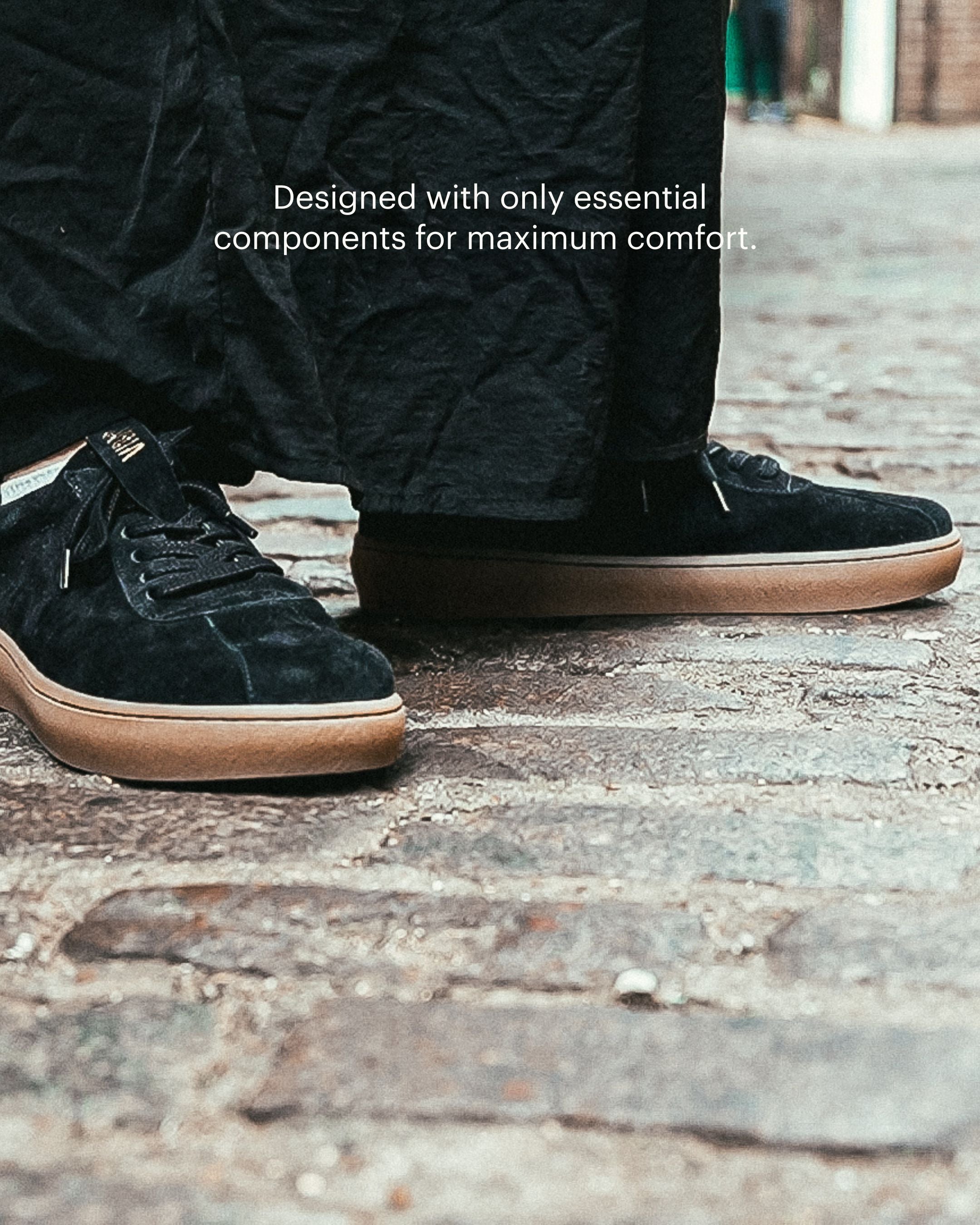 SYDNEY Bio Suede Black/Gum – VIBAe