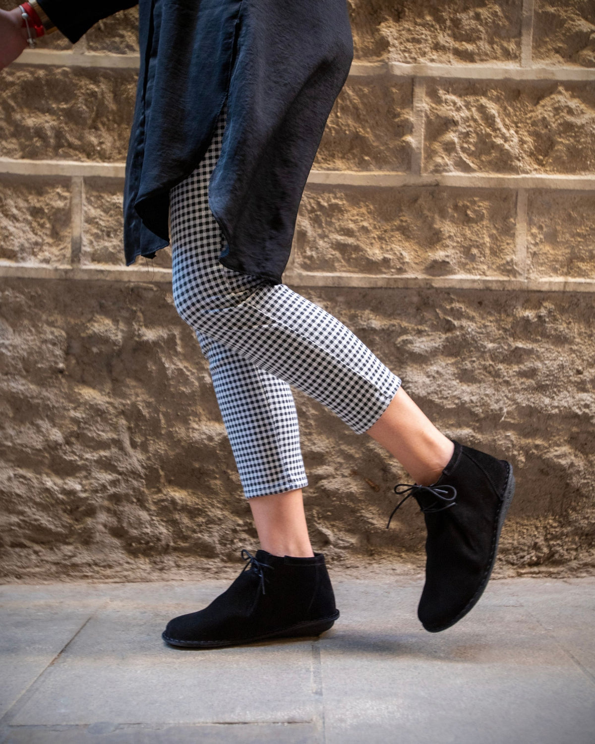 JTREE Suede Constellation Black – VIBAe