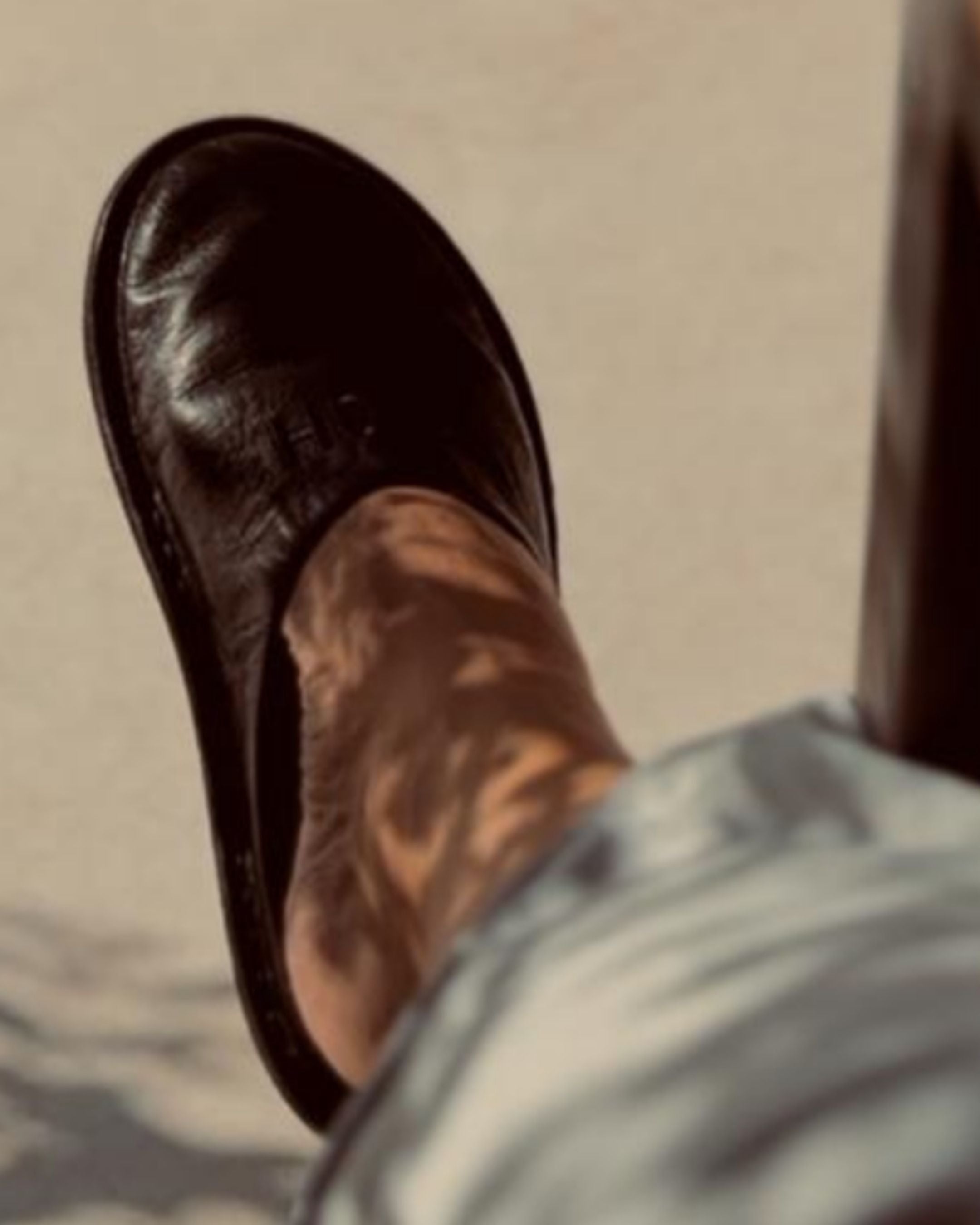 ROMA Leather Preto Black – VIBAe